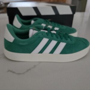 NIB Women's adidas VL Court 3.0 Shoes